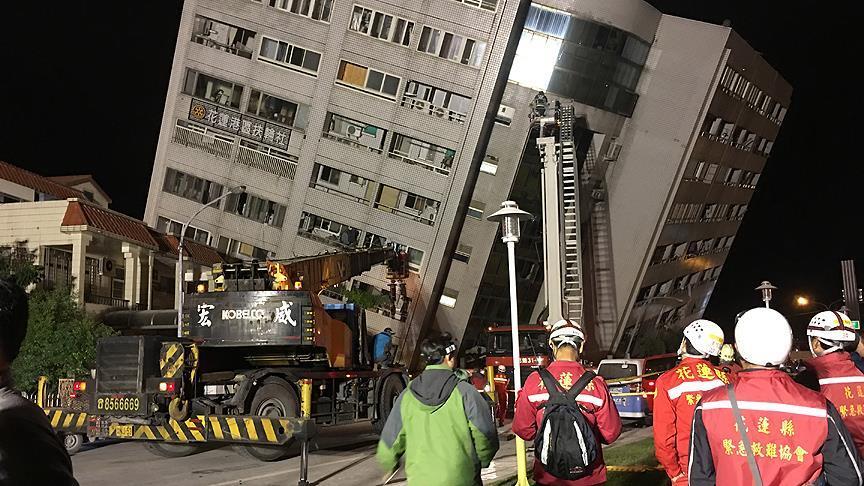 2 killed, more than 100 others injured in Taiwan quake