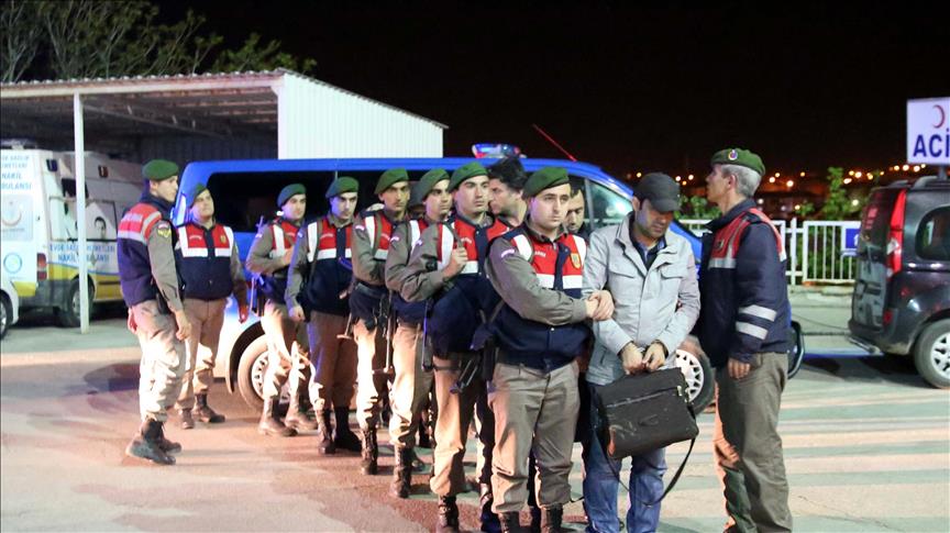 36 FETO suspects caught at borders since defeated coup