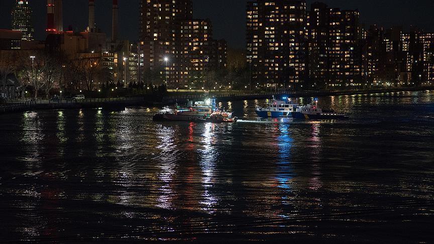 5 killed in helicopter crash in New York’s East River