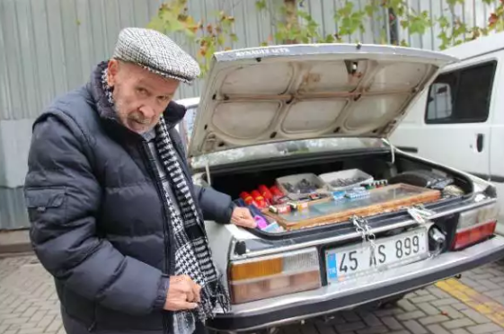 A lifetime that fit in the trunk of a car