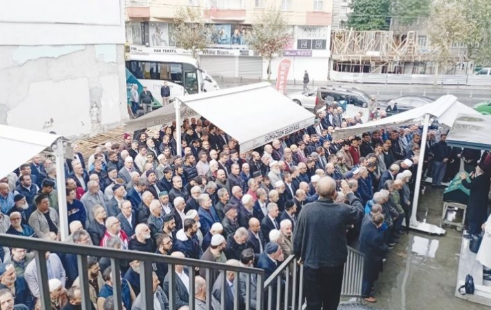 A pillar of Milli Görüş movement, Ali Günaydın passed away
