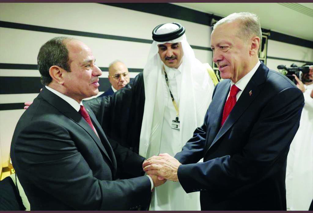 AK Party supporters must interpret this scene! Erdogans handshake with Sisi