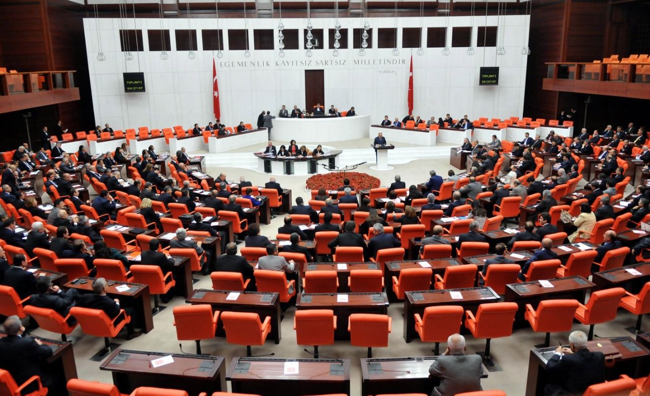 AKP government claims to make history with interest budget!