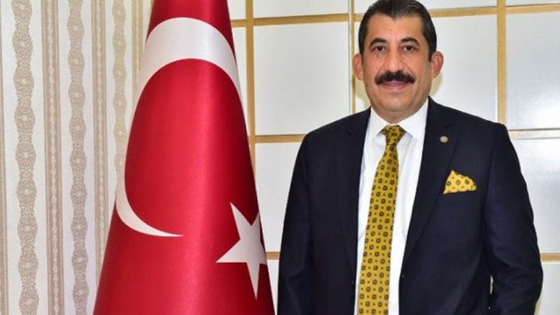 AKP municipality pays former mayor’s daughter quarter million lira salary