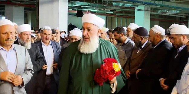 Al-Hussaini, the leader of the Menzil community, buried in Adıyaman