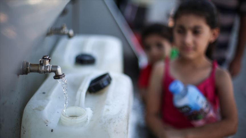 'Barely a drop': UN warns water shortages a deadly risk for Gaza children