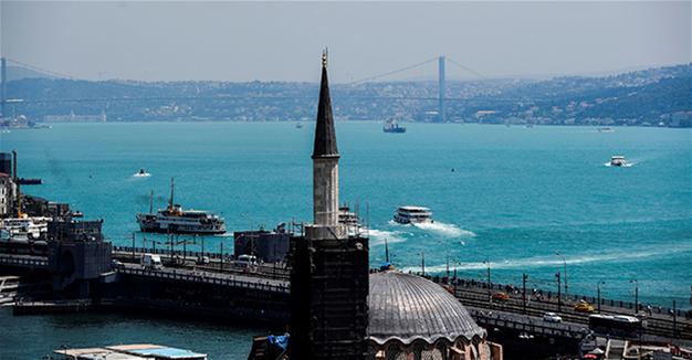 Bosphorus waters to remain turquoise-tinged until the end of June