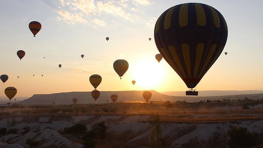 British actor Larry Lamb to promote Turkey in TV show