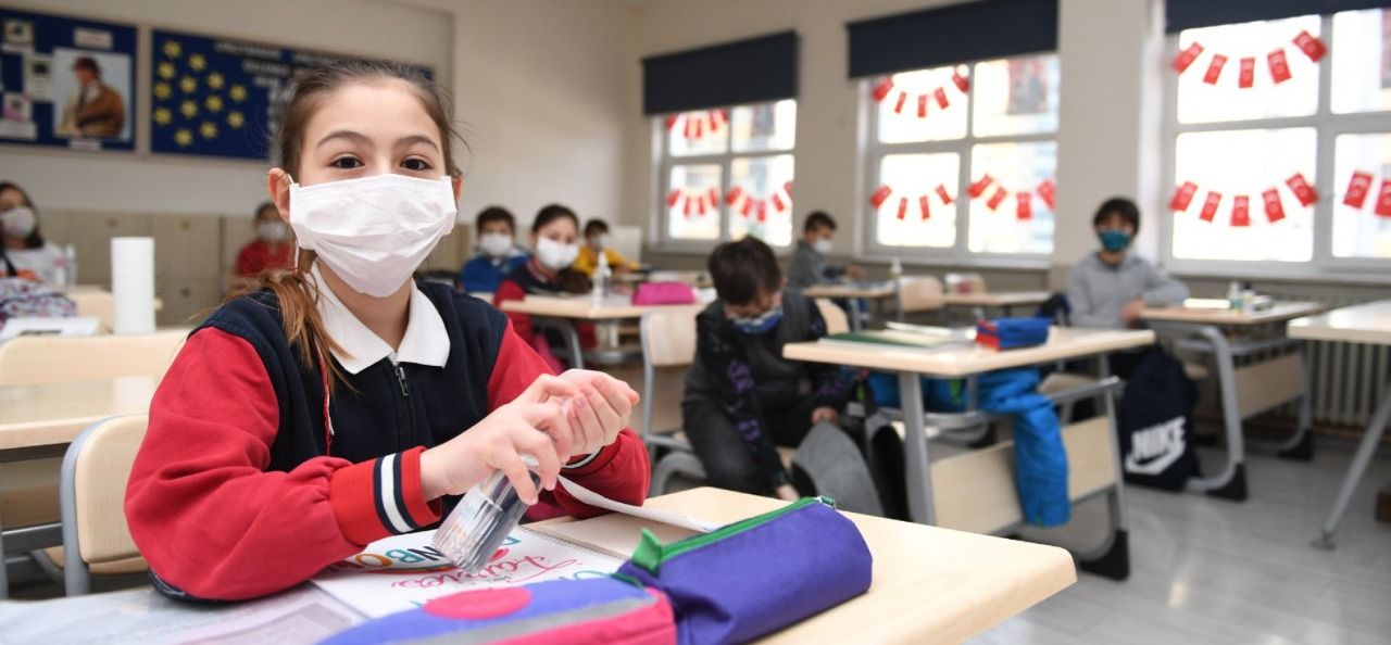 Call for regulation from educators for the continuation of face-to-face education
