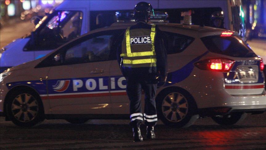Car rams pizzeria near Paris, killing young girl