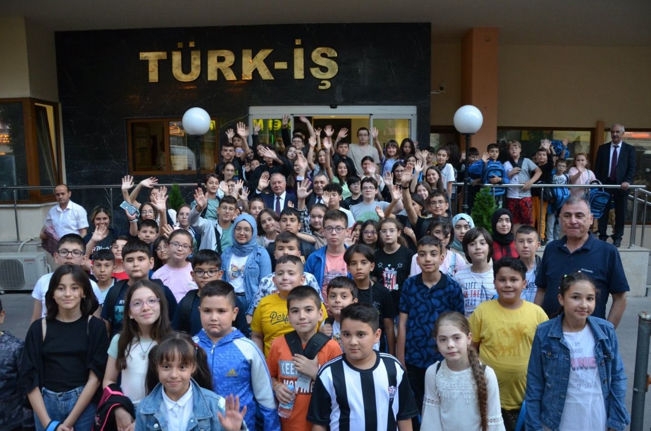 Children of martyred miners from Soma visit 