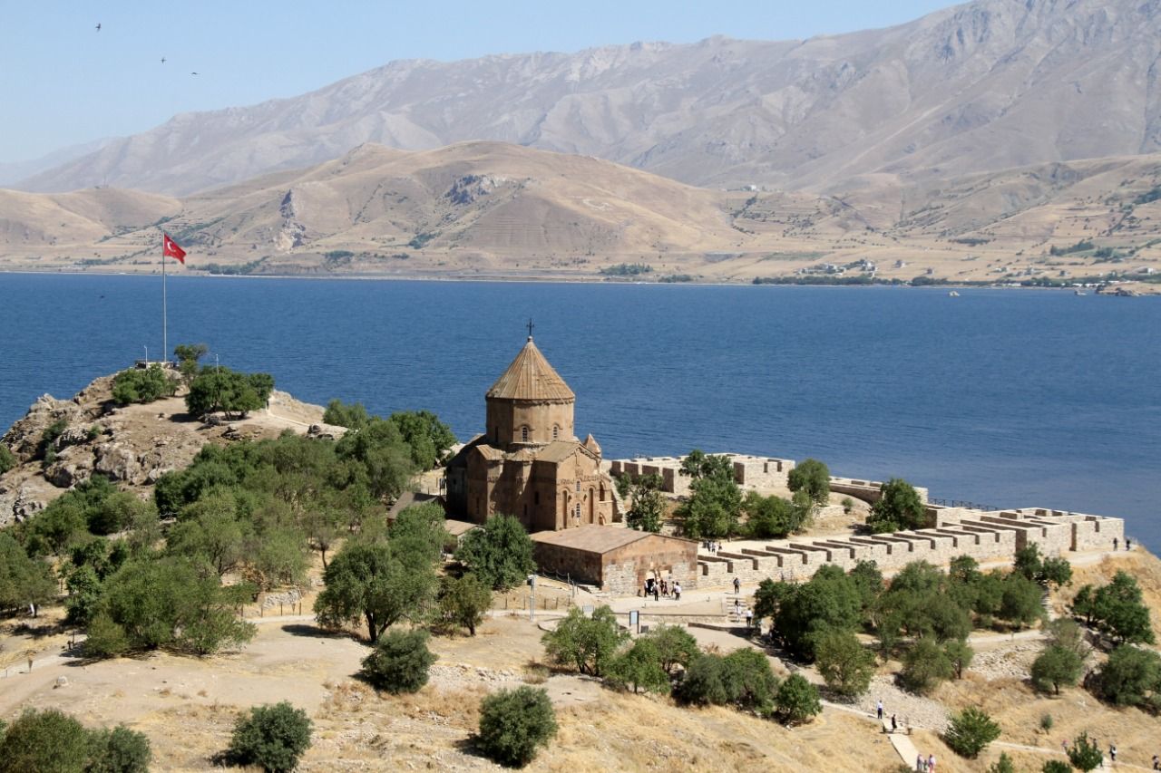 Churchs to hold religious ceremionies in Turkey!