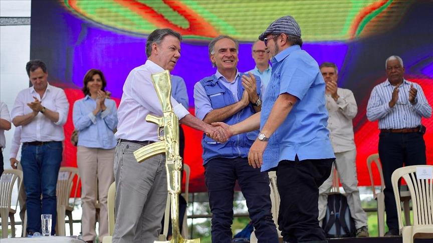 Colombian FARC to formally enter politics