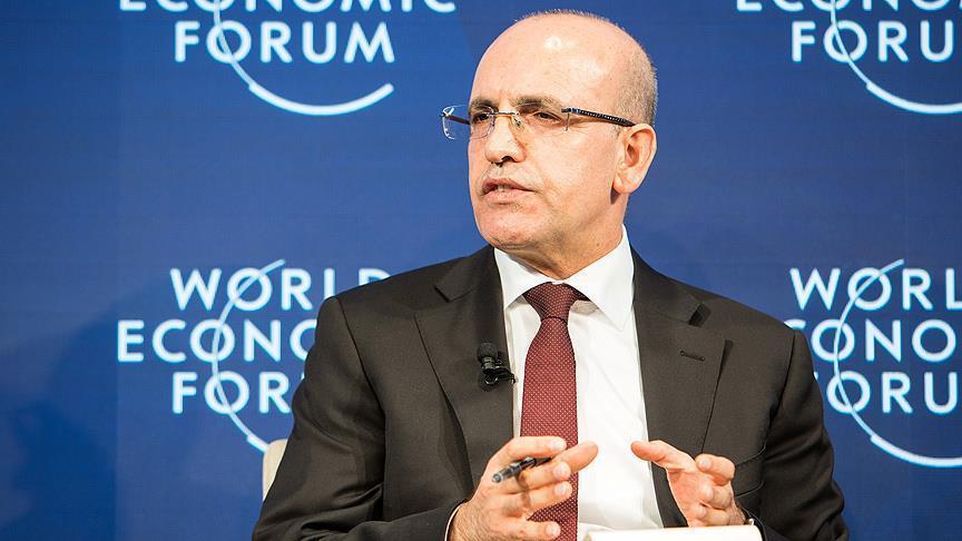 Davos: Turkey chides US' 'inconsistent' policy on Syria