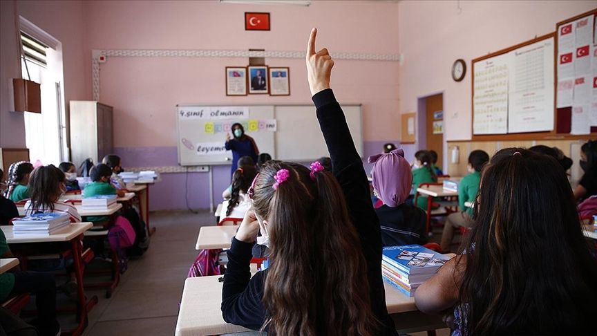 Eğitim-Bir-Sen Union lists pre-season issues!