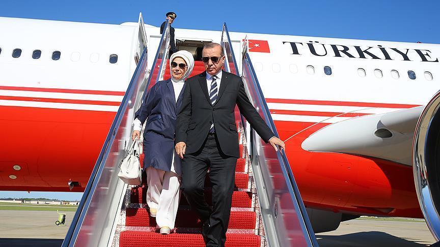 Erdogan arrives in Washington to fanfare