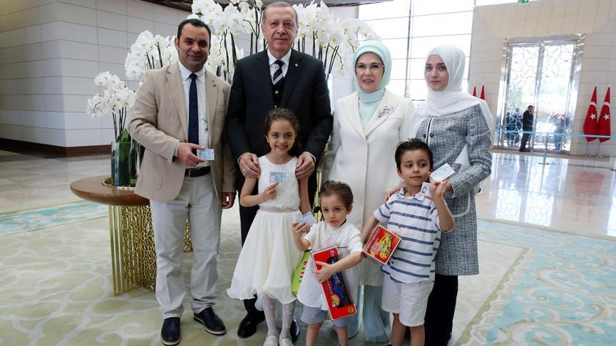 Erdogan gives Aleppo’s ‘Twitter girl’, family Turkish ID