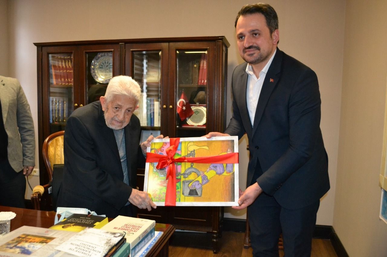 ESAM Chairman Kutan receives 'Turkey Youth Foundation' delegation