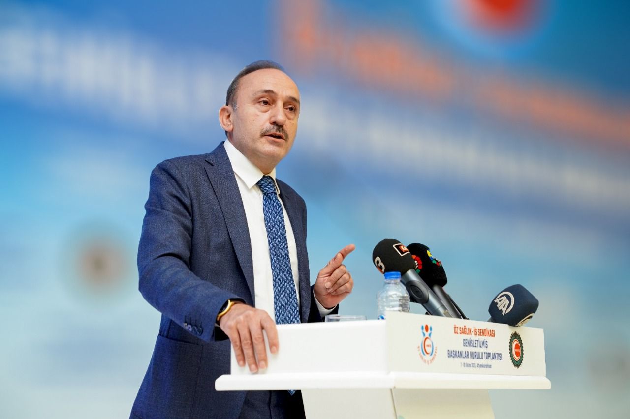 Fatih Öksüz: “All subcontracted workers should be recruited”