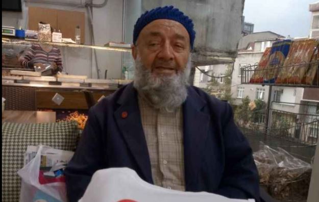 Feyzullah Uncle waits for prayers