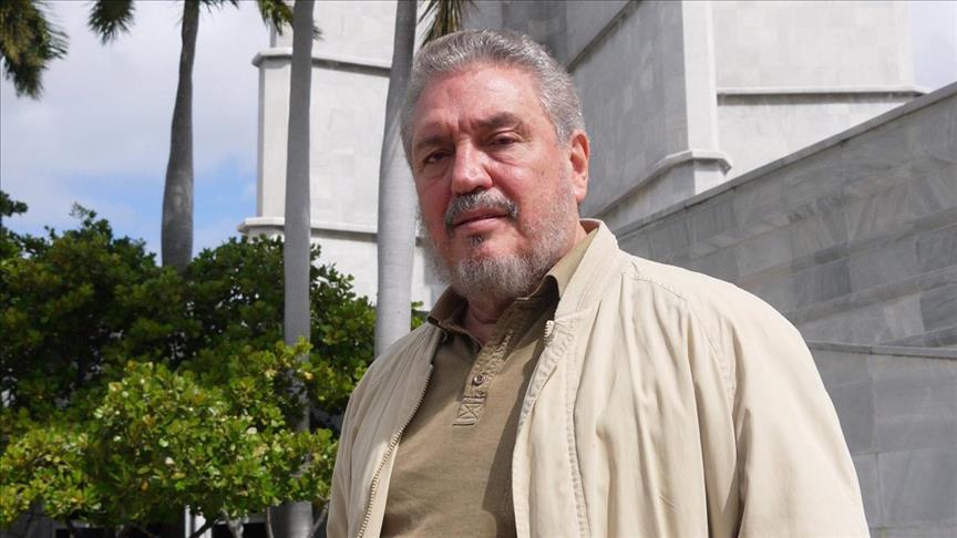 Fidel Castros eldest son commits suicide