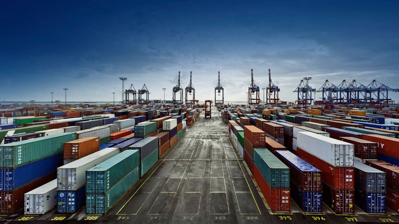 Foreign trade deficit reached 100 percent