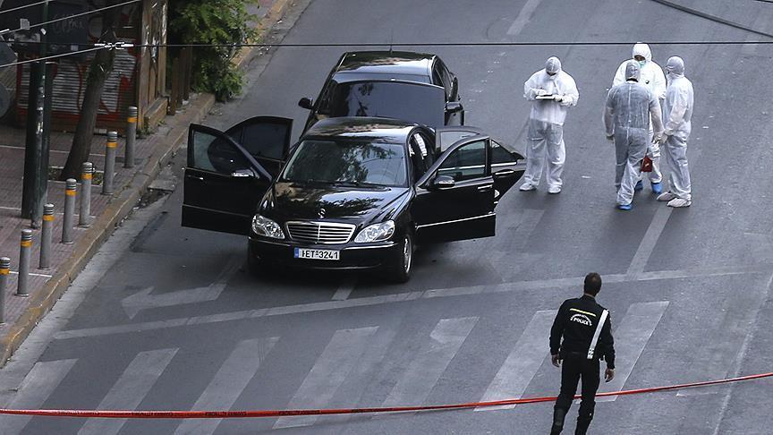 Former Greek prime minister injured in explosion