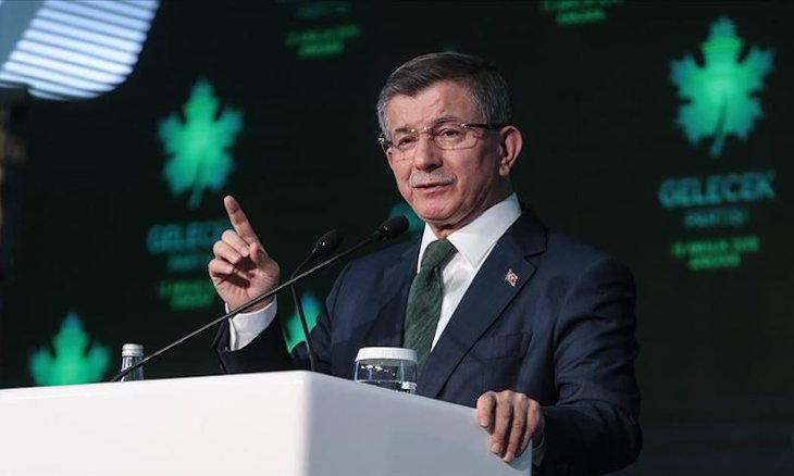 Future Party leader Davutoğlu challenges gov’t to call early election