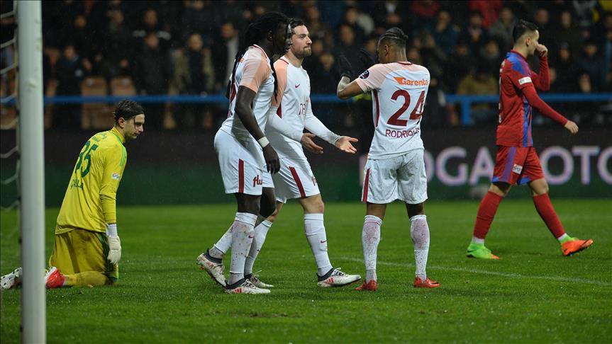 Galatasaray crush bottom-placed Karabukspor 7-0