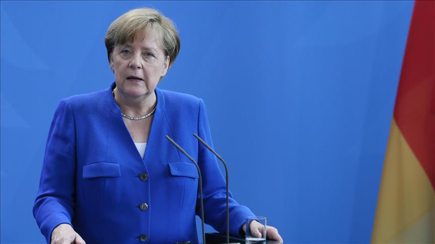 Germany's Merkel against hasty decision on Incirlik