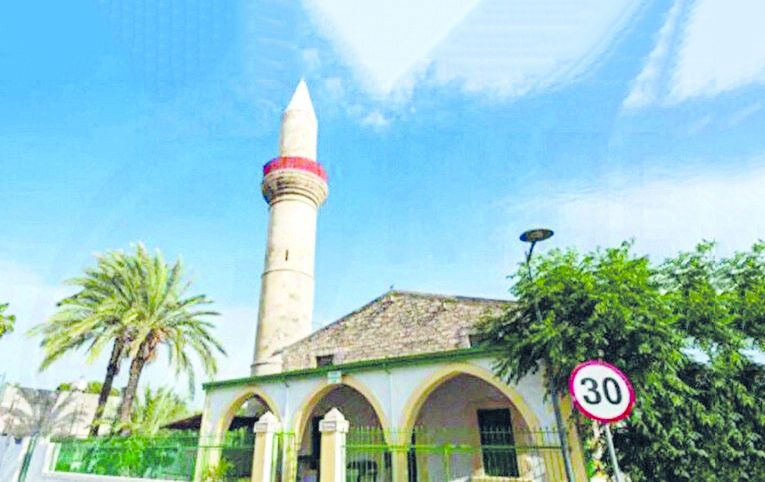 Greek Cypriots attack mosque in Southern Cyprus