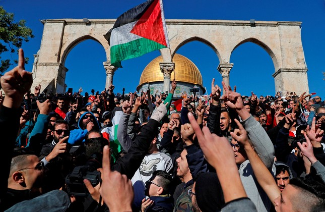 Hamas announces third intifada as Trump's Jerusalem move fuels tensions