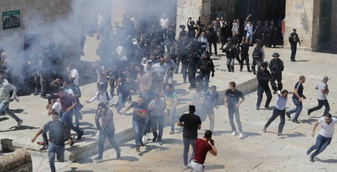 Hamas condemns Israeli ‘brutality’ against Palestinian worshippers at al-Aqsa