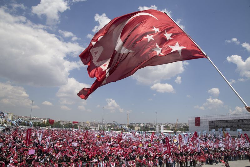 Hearts beating for Saadet Party in Turkey