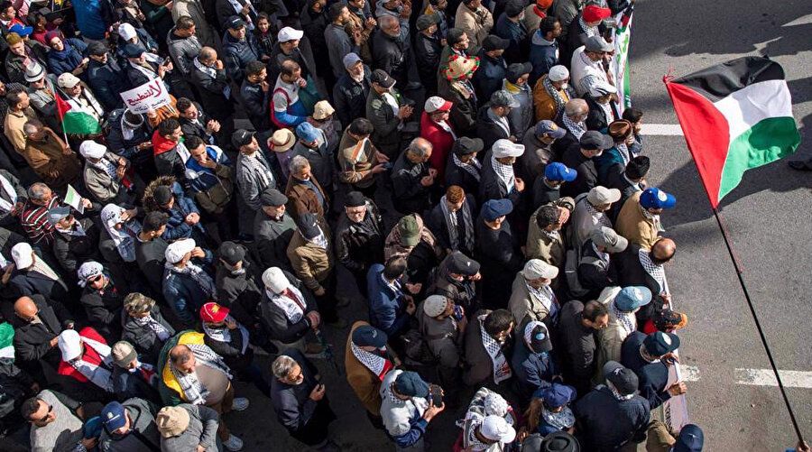 Honorable action in Morocco! Normalizing with Israel is a betrayal of Palestine