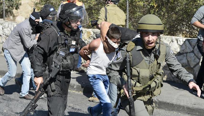 Israel arrests 17 Palestinians in W. Bank raids