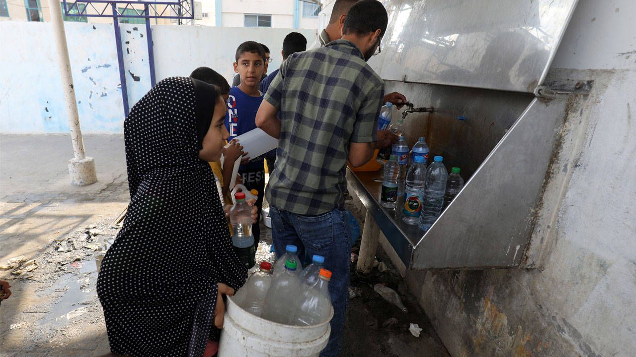 Israel uses water as a weapon against Gazans
