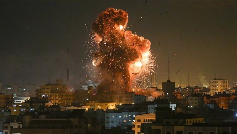 Israeli regime’s warplanes hit different sites in Gaza