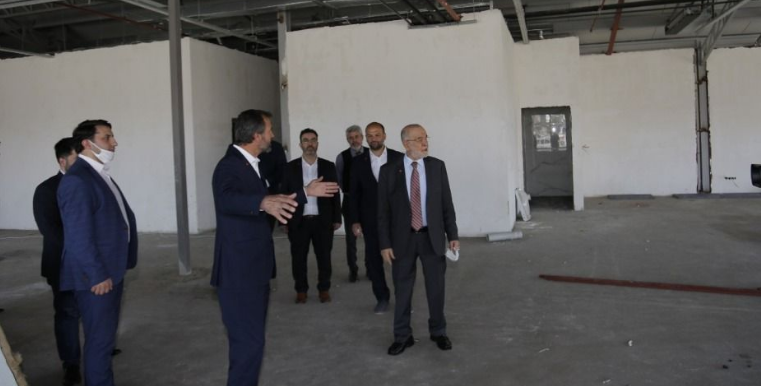 Karamollaoğlu examines the new party building