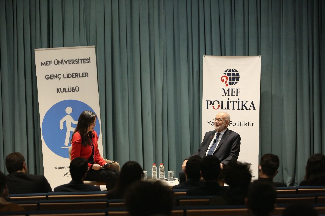 Karamollaoğlu met with university students