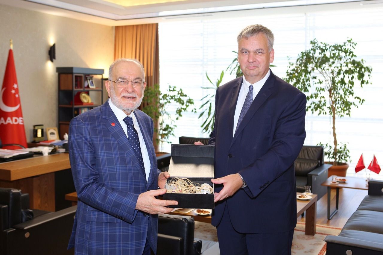 Karamollaoğlu receives German Ambassador to Ankara