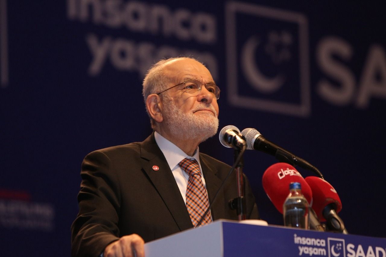 Karamollaoğlu: "The government involved the nation in poverty and itself in corruption"