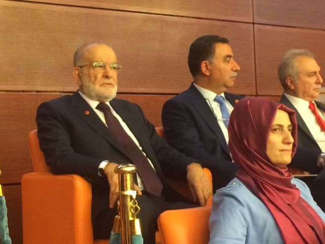 Karamollaoglu welcomed by Saadet Party MPs