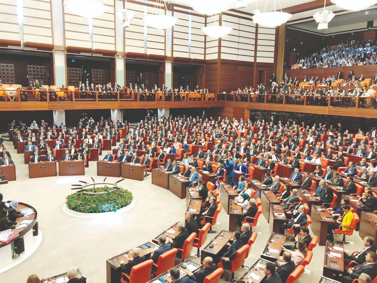 Last sign in EYT to Parliament