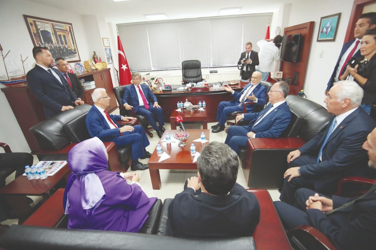 Leaders of Saadet, Gelecek Party visit Turkish Pensioners Association