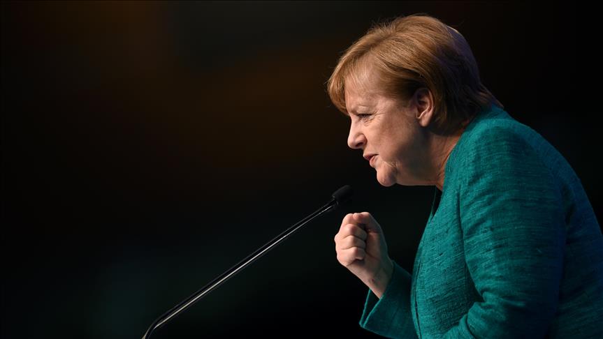 Merkel bloc, SPD in fresh round of coalition talks