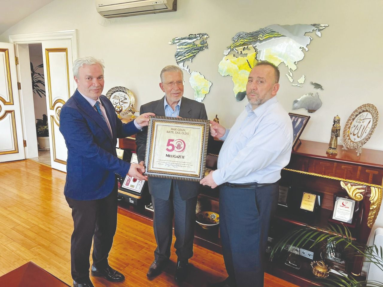 Milli Gazete management visits Temel Akdağoğlu
