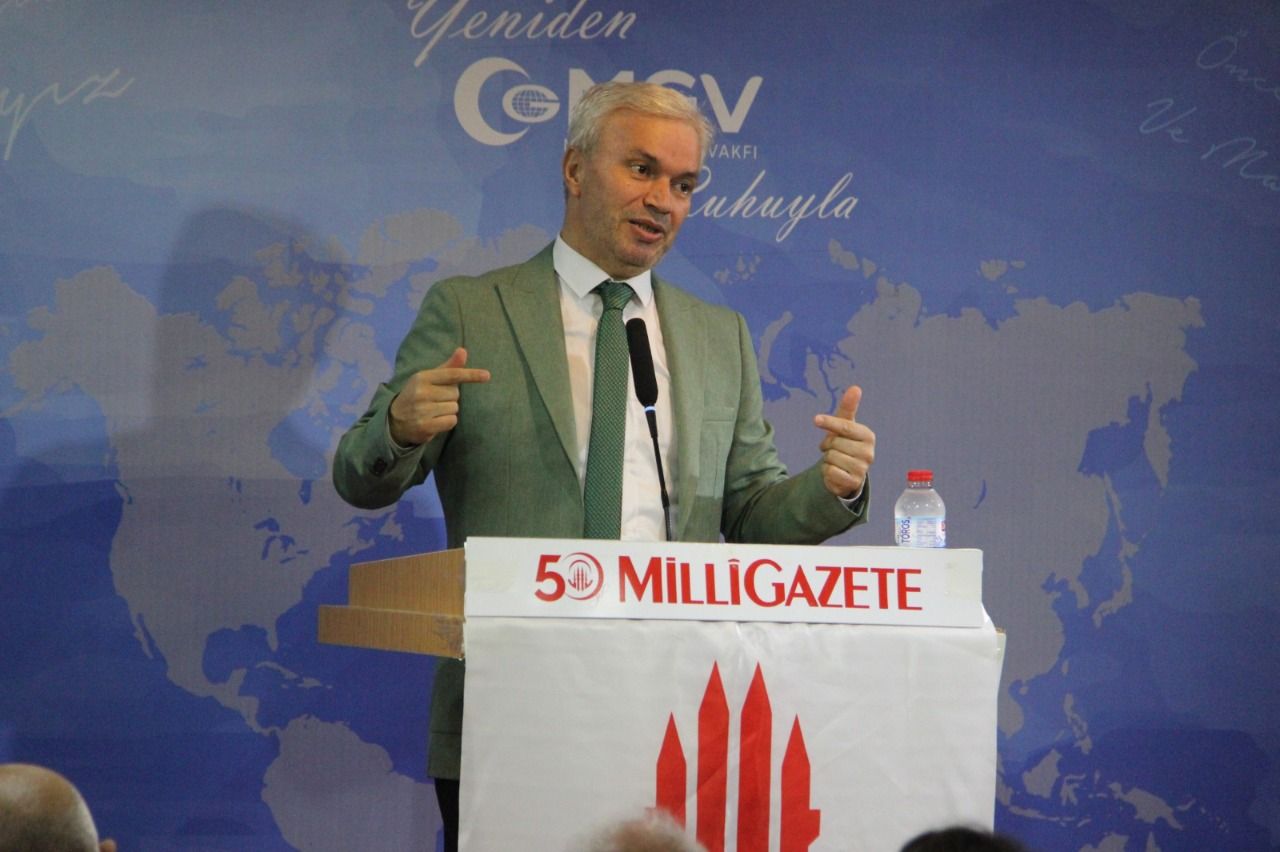 Mustafa Kurdas: 