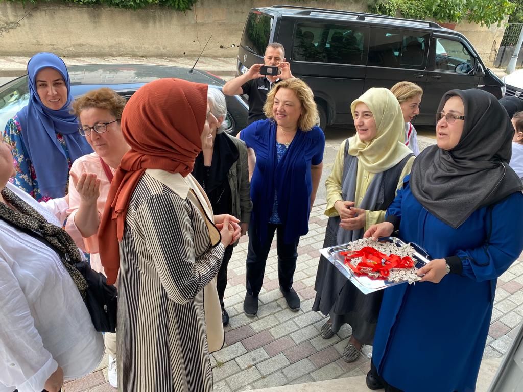 Nagehan Gül Asiltürk inaugurates a health institution in Istanbul