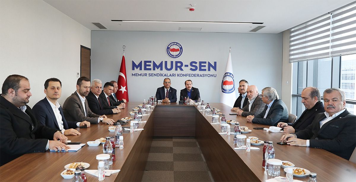 Northern Cyprus PM visits Memur-Sen labour union
